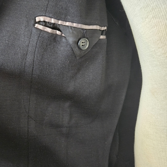 INGRAM ITALY Black Wool Midi Sweater Jacket. Size Small - Picture 8 of 13